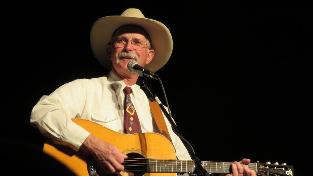 Dave Stamey 5184x2912 1